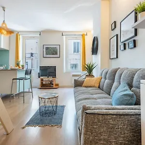 Appartement ô Pied De Notre-dame Wifinetflixcentre-ville, Marseille